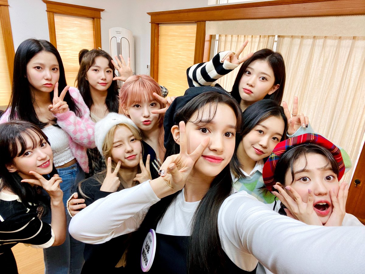 Kep1erSpain's tweet photo. #trad – 091221 (2/2)
+ Estamos trabajando duro para veros sin fallos, por favor esperadnos mucho🤩
¡Respuesta! ¡Kep1er View!😘"
#Kep1er #케플러 #Kep1er_view @official_kep1er https://t.co/Kq6SU34oER