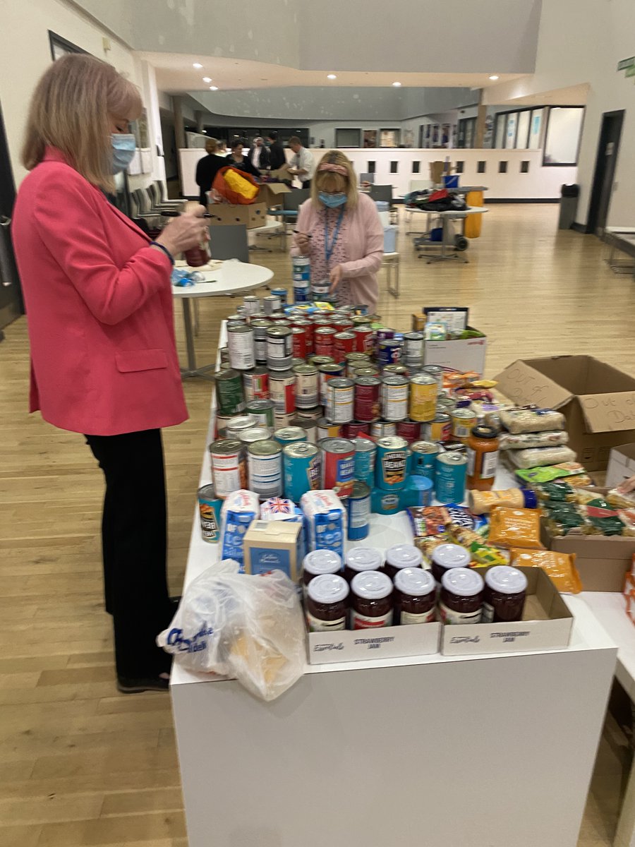 HighfieldLA's tweet photo. One in nine children in #OurBlackpool suffer from food poverty. You can still donate items to support our #FoodForAll projects.  Every item counts. Thank you to @visionForEd @blackpoolfood  #LeadingMyCommunity https://t.co/aA6GZAes7b