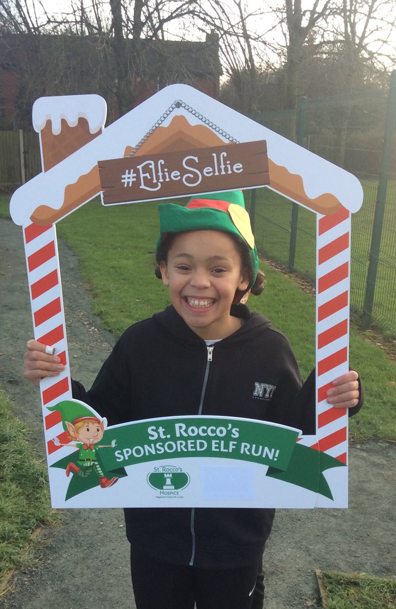 BirchwoodCE's tweet photo. Year 5 had great fun completing their Elf Run today! It was fantastic to complete it on our amazing mile track and even better the sun was shining ☀️ Well done Year 5. @StRoccos #elfieselfie #bcepsyear5 #bcepselfrun #bcepspe 🎅🏼 🎄 https://t.co/wvvFRp8Zxp