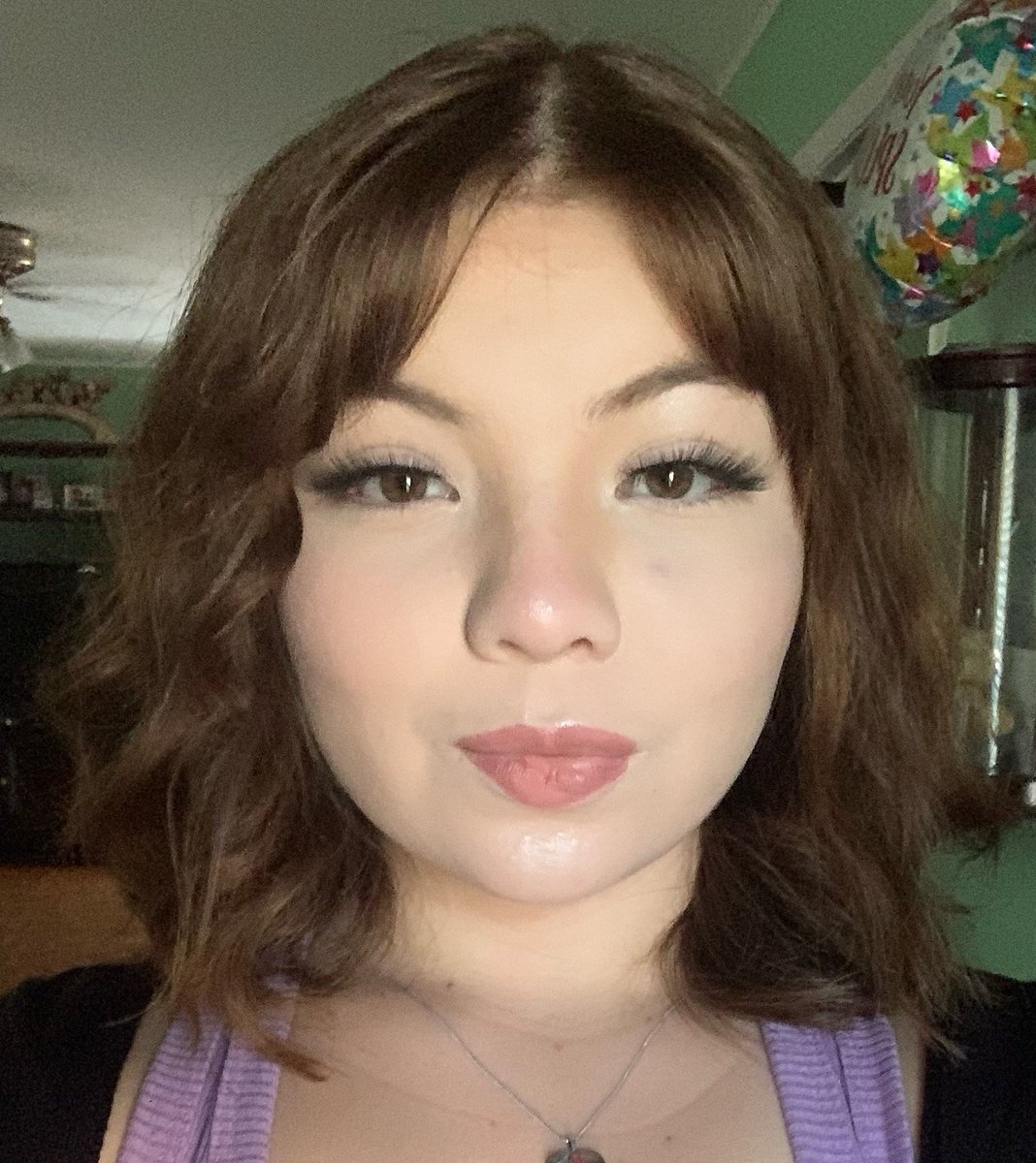 RISDxPlore's tweet photo. Another Instructional Assistant of the week is from Mohawk Elementary xPlore! Valeria Concha has stepped up to the plate and has been doing a tremendous job making sure that the kiddos have fun and stay safe. Thank you Valeria for everything you do! #xPlorers https://t.co/EBn9pAFRqh