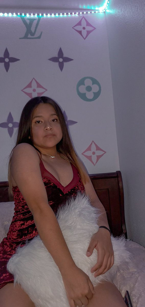 AllEmilyR's tweet photo. I want a #cumtribute #cocktribute 🥺😫
#buyingcontent #SellingContent https://t.co/pBhHgWdgsj