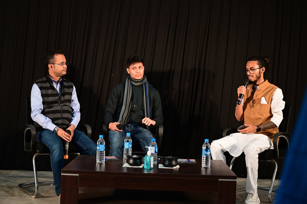 aboyobbhuyan's tweet photo. #TruthConclave: Our sincere gratitude to our eminent journalists of Assam. CEM News Live, @ZarirHussains; Deputy Editor Amar Axom, Gautam Sharma; Exe. Editor DY365, @daskumud; Editor @time8news Ritushmin Sarma & Exe. Editor Time8, Jyotideep Baishya; @thetruthin https://t.co/W37ZFYIG5B