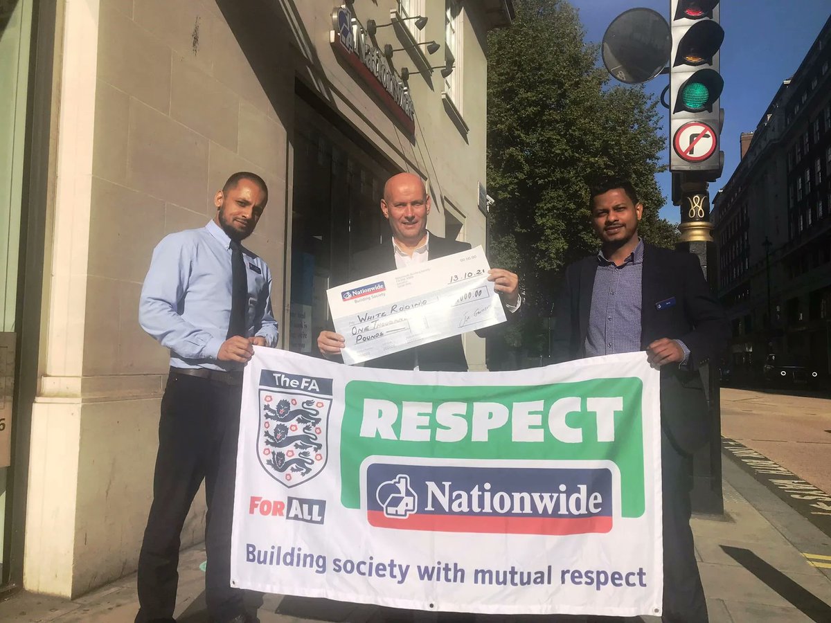 EssexCountyFA's tweet photo. #MutualRespect Grants Fund: #WhiteRoding Sports FC: “With no money, but spare time and good hearts, we set about making some improvements. We joined forces with newfound friends to sand, paint, re-wire and re-place.” https://t.co/nyayNPINuZ @AskNationwide https://t.co/1KFBF0QNqf