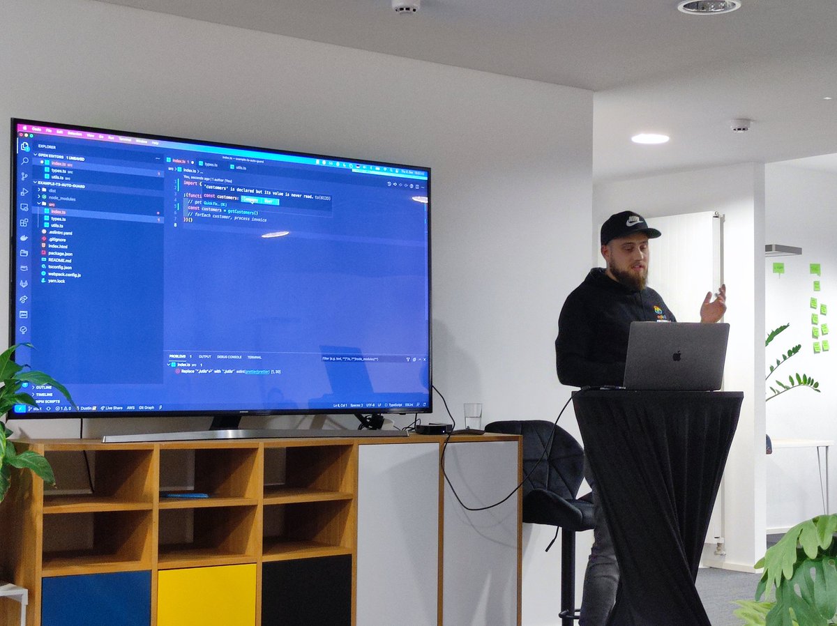 epilotdev's tweet photo. Sharing knowledge and exchange thoughts is a fundamental part of our culture. Therefore today we are hosting the @cgnjs meetup in our office. Wanna be part of our engineer force? ;)
#epilot #meetup #javascript #Tgif #developers #TechisHiring https://t.co/OKEHinkCw0