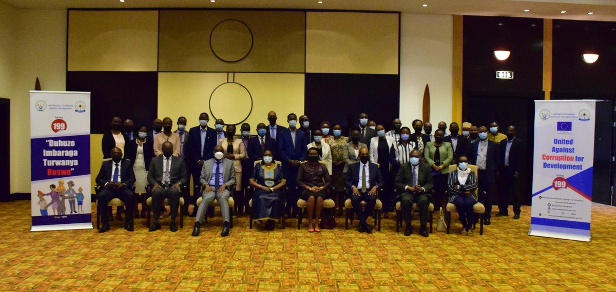 In #Rwanda the Celebration of #AntiCorruptionDay  marked the closing of Anti-corruption #week.
<a href="/NirereMadeleine/">Nirere Madeleine</a> thanked every institution that took part in this week's activities and emphasized the importance of the institutional cooperation in the fight against #CORRUPTION