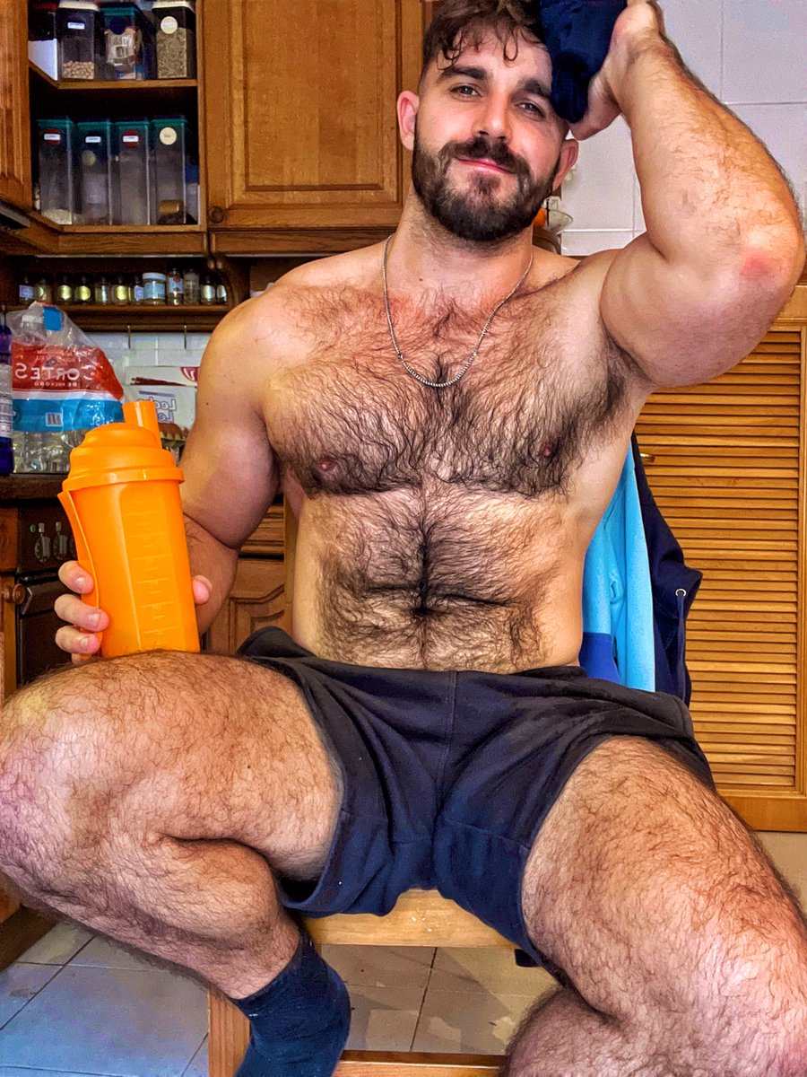 I'm drooling so hard rn and I don't mean from my mouth 😋 👅 👅 ...