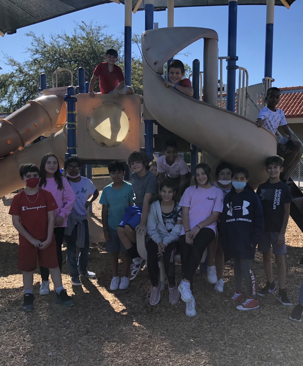 hmtrif's tweet photo. Last week our class reached a major accomplishment and had a pass rate of 100% on our iReady lessons! We celebrated with popsicles and extra recess! I am so proud of my Sharks!⭐️✨@NPESharks https://t.co/Zp1yLDiKnp