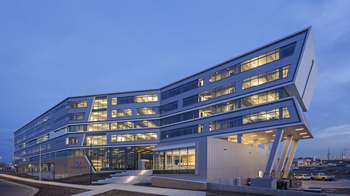 DenverCPD's tweet photo. The Denver Water Administration Complex raised the bar for sustainable design and development. #mayorsdesignawardwinner #denverwater #sustainabledesign https://t.co/MrJptyotAO
