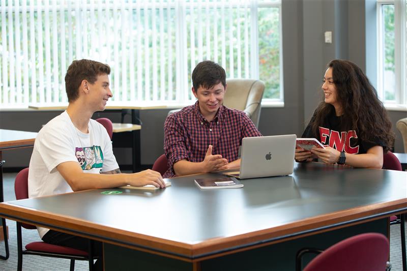 EasternNazarene's tweet photo. Good luck to our students during #FinalsWeek! https://t.co/PQsQIWyPX9