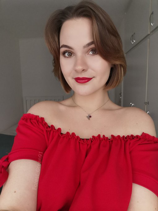 Feeling festive https://t.co/hlJyr4EXil