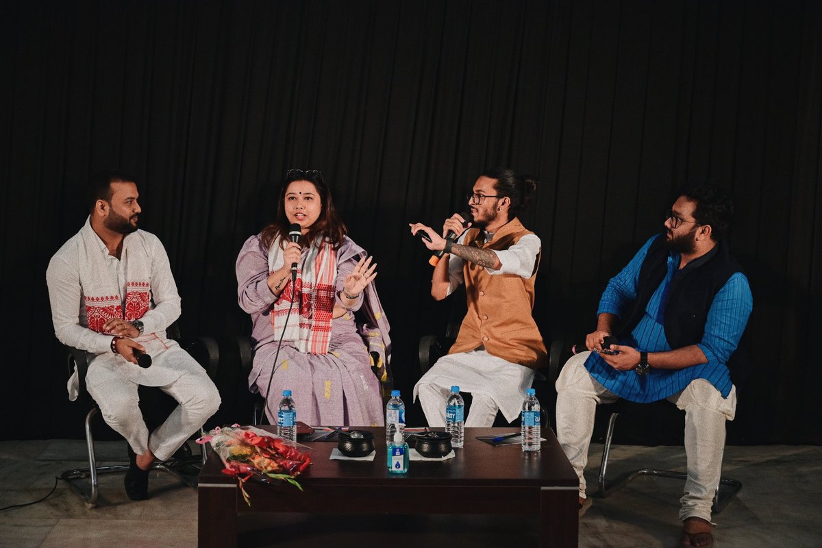 aboyobbhuyan's tweet photo. #TruthConclave: What a heated debate & what a beautiful crowd.
Gratitude to @BJYMAssamPrdsh Gen. Secy. @himangshubaish1 & @IYCAssam President @angkitadutta for being part of @thetruthin’s first year celebration. @BIPRAJITROYCHO1 https://t.co/GMCPs2NFXX