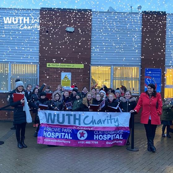 wuthcharity's tweet photo. Thank you to the wonderful singers of St Joseph’s Primary School bringing festive cheer to Arrowe Park Hospital today 🎅🏼☃️🎁 #tinystars https://t.co/iuVA6JuctV