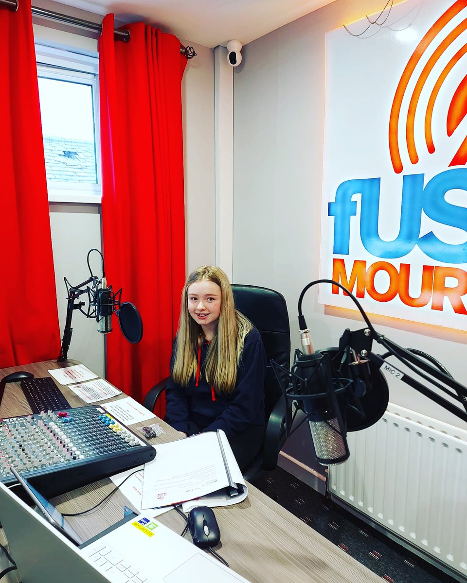 It’s great to have a range of Presenters, from young to old involved with Fusefm Mourne! 

Thanks to one of our young Presenters, Anna Martin for taking to the mixing desk this afternoon on Fusefm! 

#Fusefm #Mourne #106.2fm
