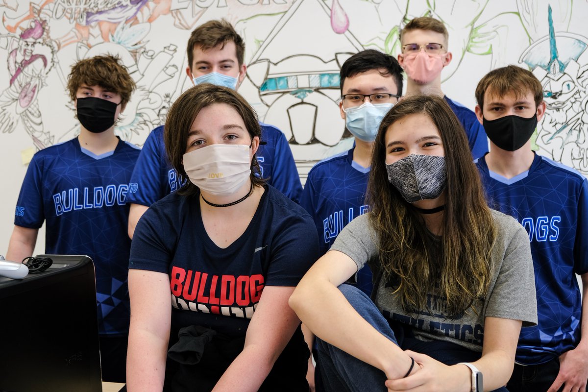 BISHouston's tweet image. Our #worldclass #BISHouston League of Legends Varsity esports team is headed to the state championship! The match is scheduled for Dec 14 4:30pm. Watch live on Twitch.TV/BISHouston
Join us in cheering on our bulldogs in their biggest & most important game to date! #GOBULLDOGS