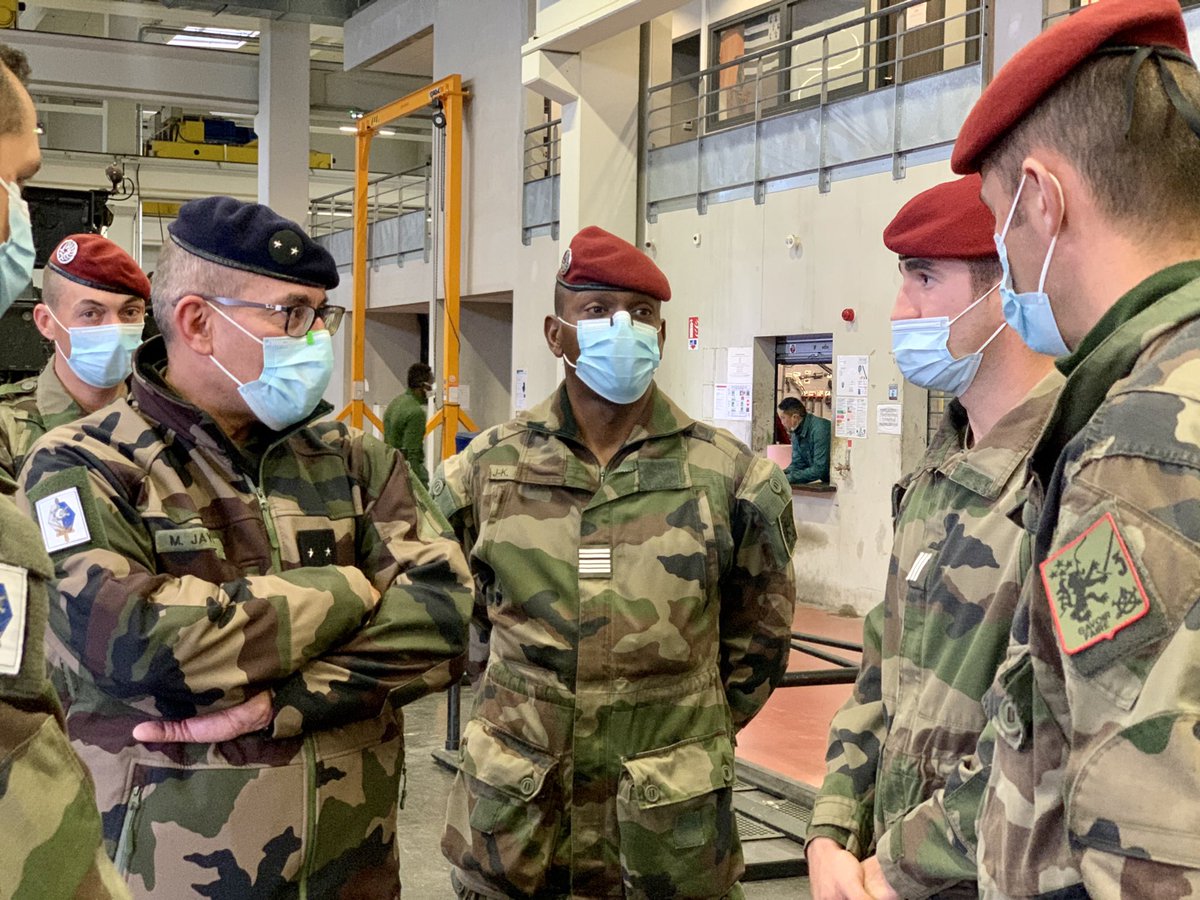 3eRMAT's tweet image. Visite de commandement au #3RMAT du général de brigade Marc JAYLET, général adjoint au #COMMF. 

Il s’est rendu, accompagné du chef de corps, sur la portion centrale de Muret et le détachement de Montauban pour visiter les ateliers des compagnies et échanger avec le personnel.