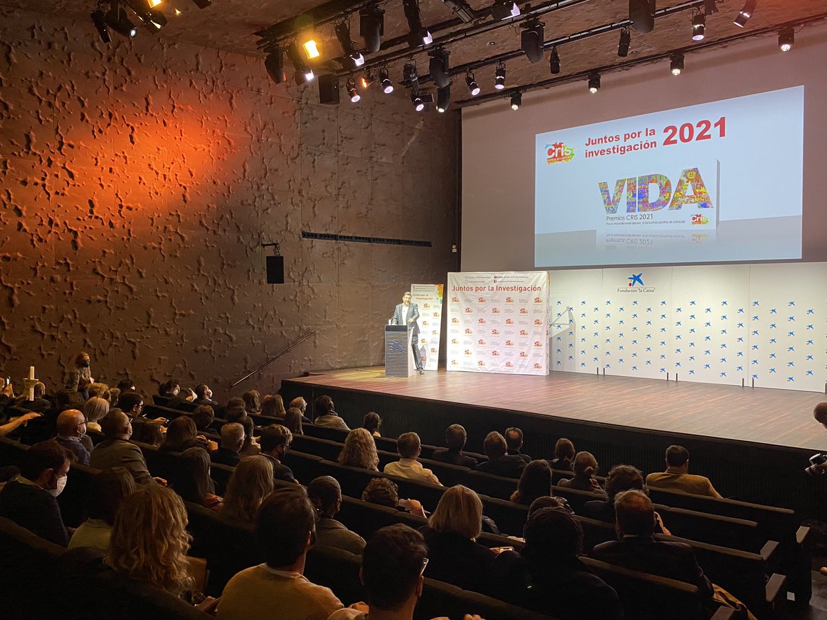 eduardoschell's tweet photo. En #premiosCRIS Espectacular, hay que ayudar a investigar. Muy emocionante. https://t.co/5HkbwOWrEH