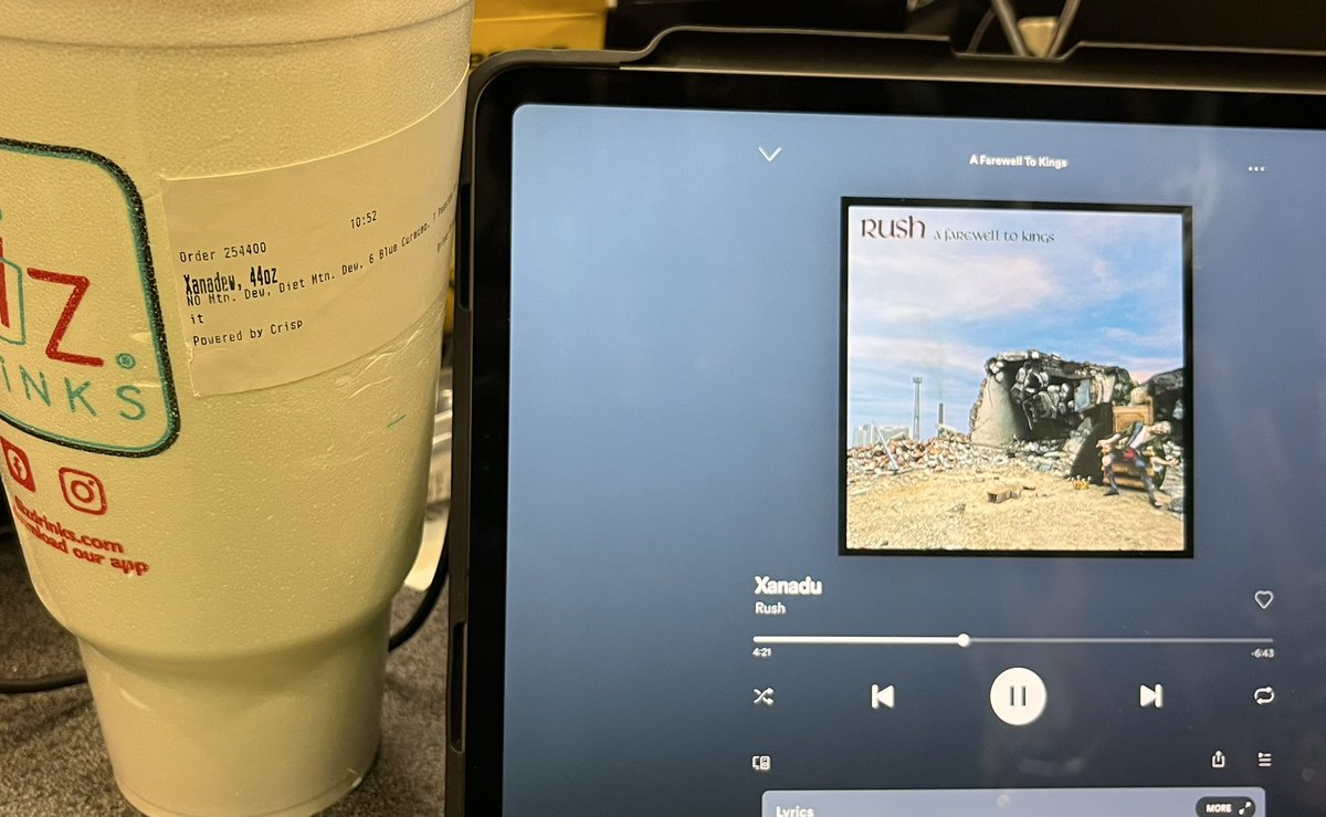 Rush74Kyle's tweet photo. The time is now again! #Xanadew @FiizDrinks #Xanadu @rushtheband #RushFamily @RushFamTourneys @vivien2112 #fiizdrinks #Utah #AFTK https://t.co/FJ32H4ieCE