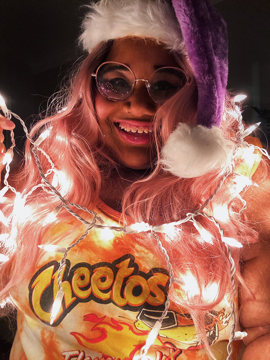 kedapalooza's tweet photo. Sharing a little @HotTopic holiday spirit by showing off the #bestgiftsever over on my Instagram stories! You can find something for almost anyone, including this Cheeto lounge set I’m in love with 🤩 #sponsoredbyHT https://t.co/pWiDjZm1Aw