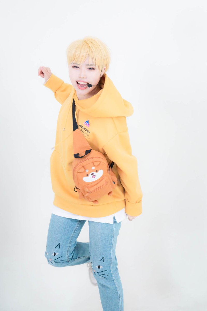 tudorrose_cos's tweet photo. #TeStar #박문대

댄스스틸컷

아이돌은 표정관리도 중요하지~🐶 https://t.co/ZChBNHNsoa