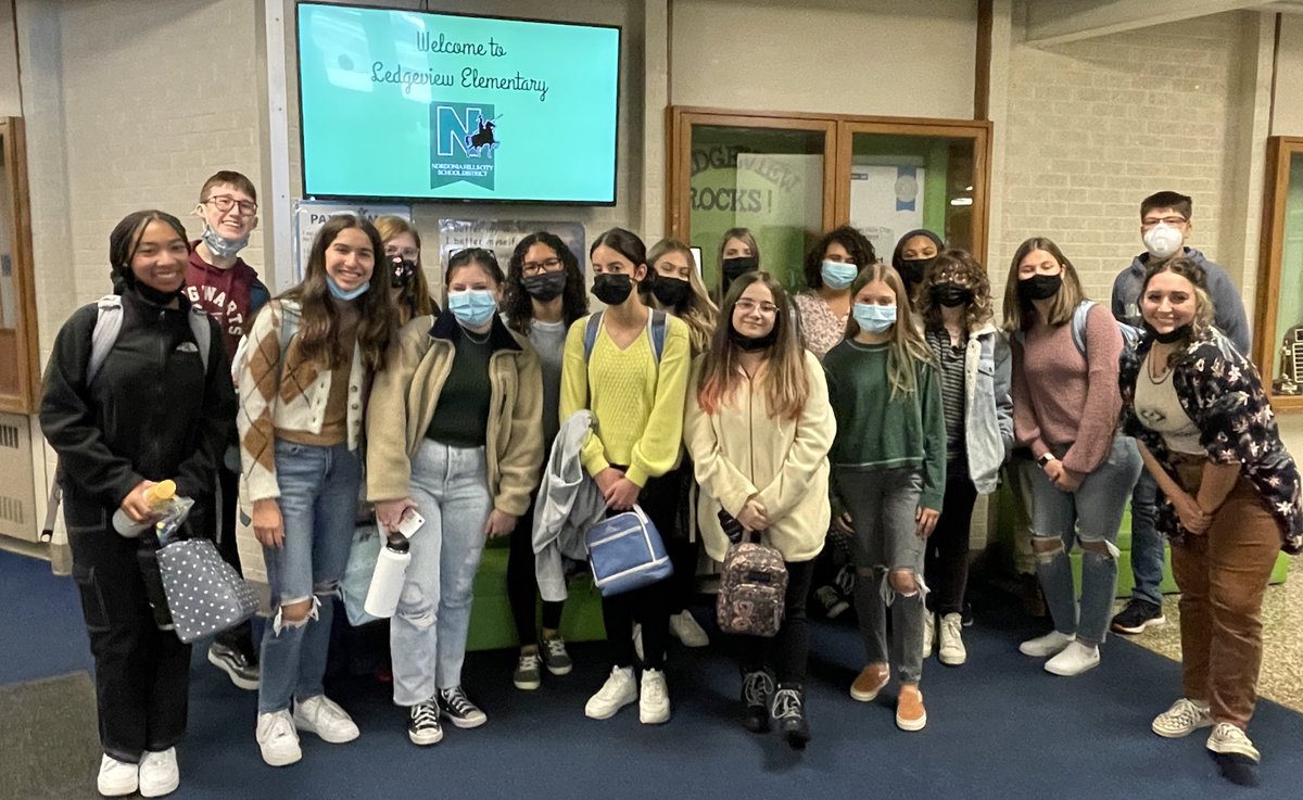 Nordonia Students Today Teachers Tomorrow #nst3 spent the day observing careers in elementary education. Thank you LV <a href="/KristenCottrel5/">Kristen Cottrell</a> and staff for hosting us! @JoeSuperintend1 <a href="/CaseyGWright/">Casey G. Wright</a> #nordoniarocks