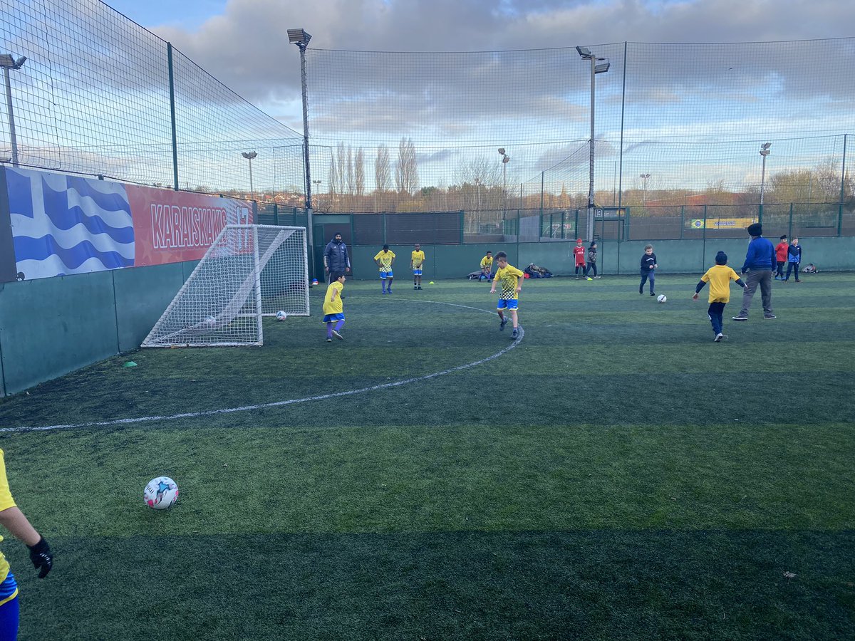 Castleton Primary (@castleton_leeds) on Twitter photo Great afternoon of football for some year 3/4 children thanks to the Leeds United Foundation. <a href="/WestLeedsSSP/">West Leeds School Sports Partnership</a> @LufcFoundation Great afternoon of football for some year 3/4 children thanks to the Leeds United Foundation. <a href="/WestLeedsSSP/">West Leeds School Sports Partnership</a> @LufcFoundation