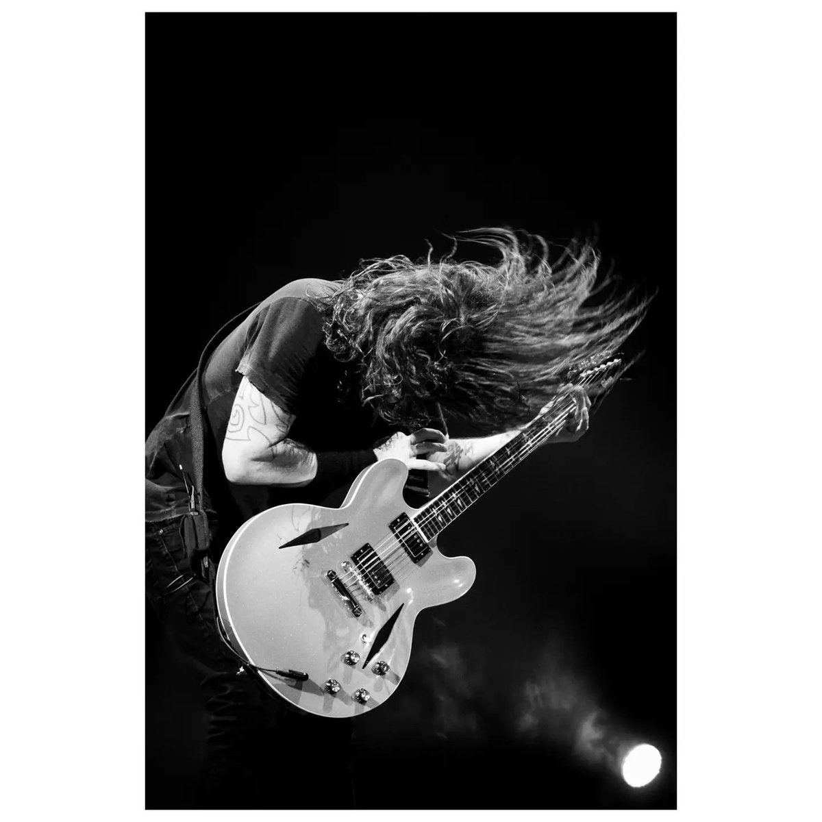 FOO FIGHTERS SACRAMENTO 2021 - last US stop tonight in Fresno!
#ff #FooFighters #ff25 #ff26 #ff2021 #davegrohl #rockandroll