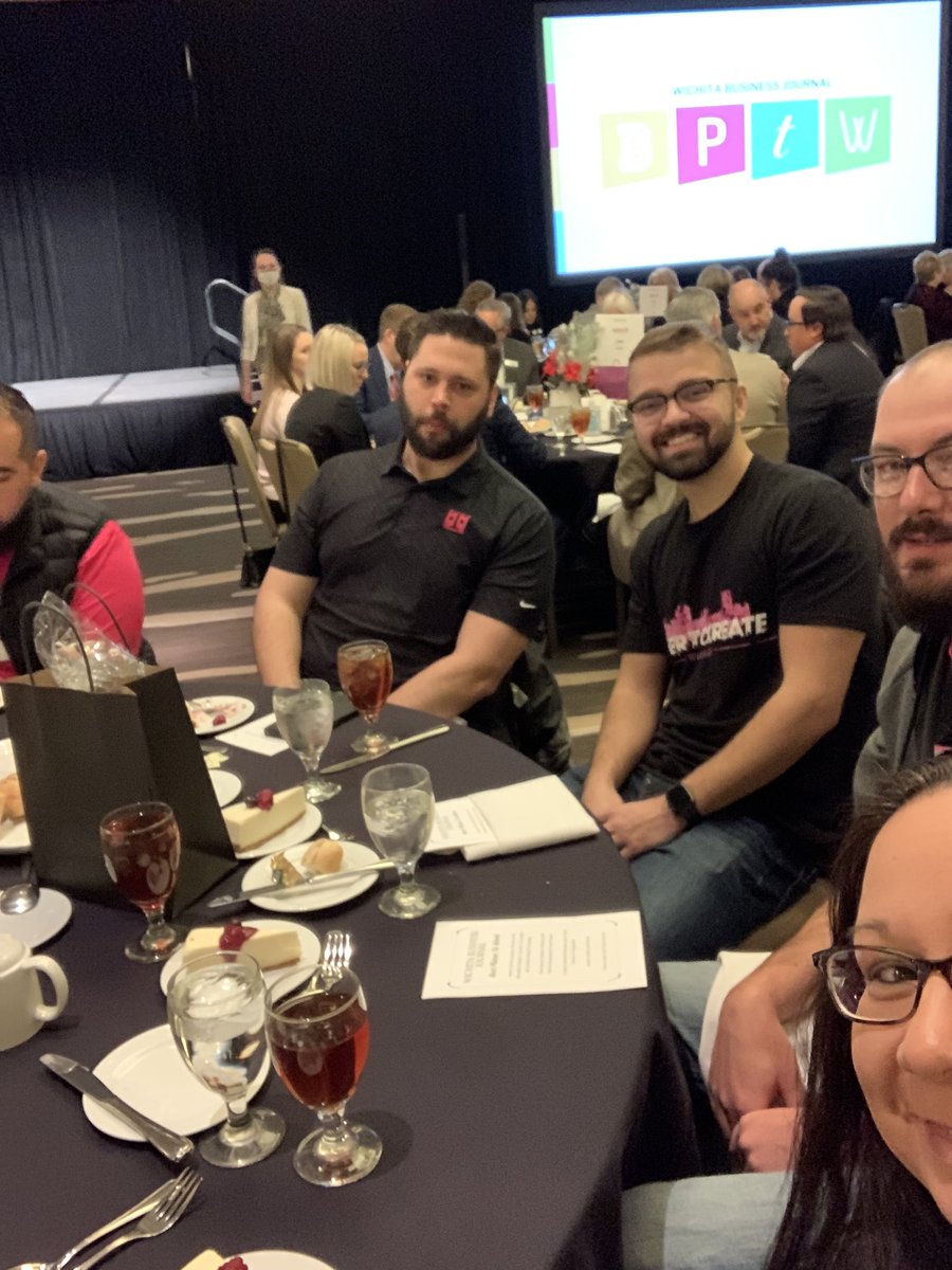frisitz76's tweet photo. That time of year again! #ICTBIZBPTW luncheon! Let’s go #TMOICT ! Part 2! https://t.co/ioywov5sza