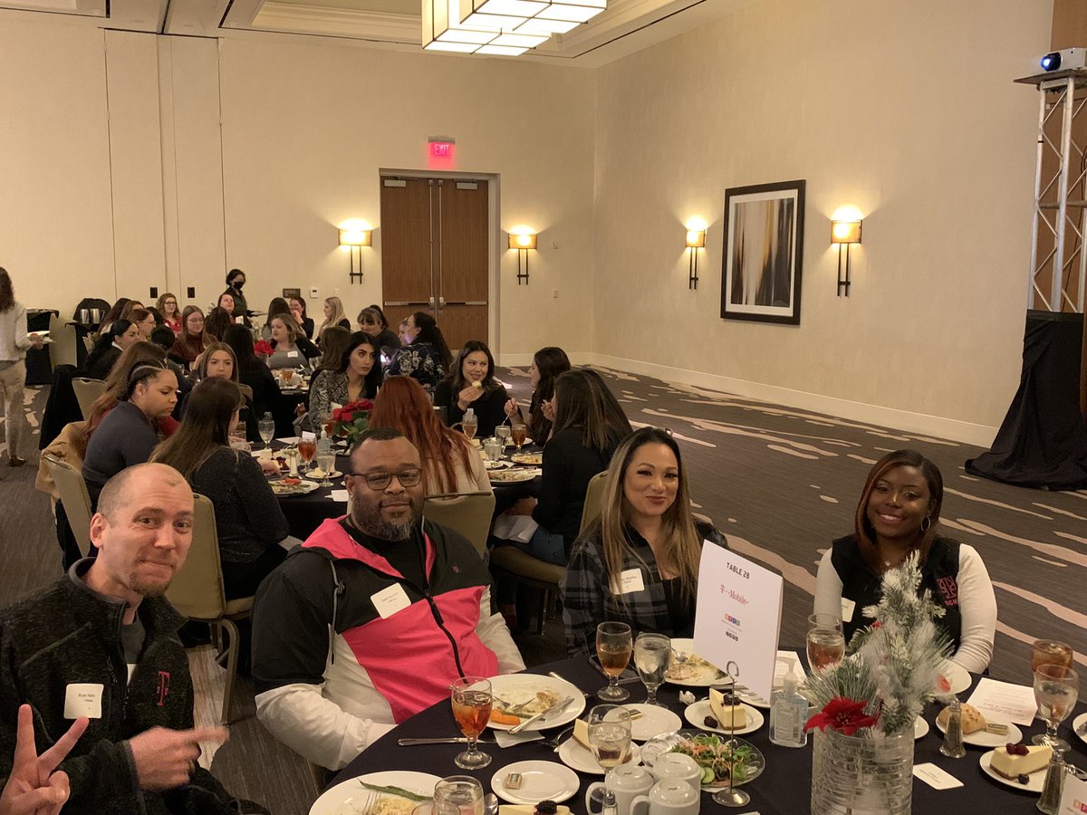 frisitz76's tweet photo. That time of year again! #ICTBIZBPTW luncheon! Let’s go #TMOICT ! Part 2! https://t.co/ioywov5sza