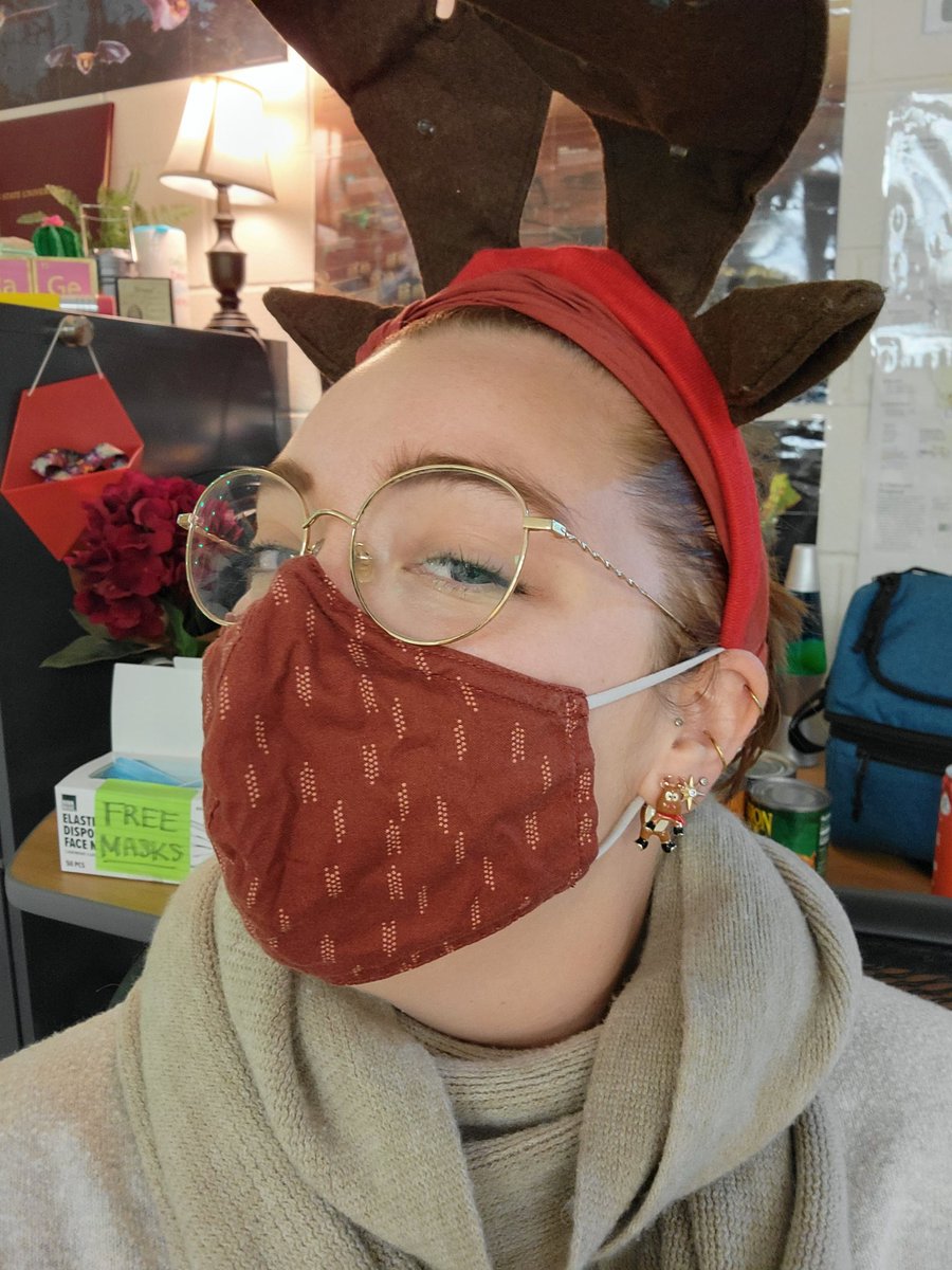 ellsworth_sci's tweet photo. Day 4: Reindeer Day! And I get to wear my favorite earrings! 
#ljhproud #lovemylisd #reindeer https://t.co/CG5rSuAXxz