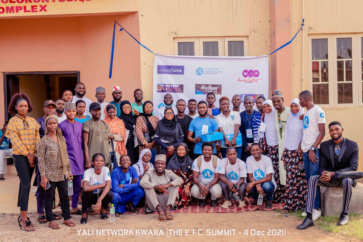 Damongraphy's tweet photo. Last week end at #YaliNetworkKwara #ETCSummit. The summit aimed at promoting Entrepreneurship, access to Technology and educate participants on Civic Leadership.
4th frame, this user need a Camera π https://t.co/NRftpHajRb