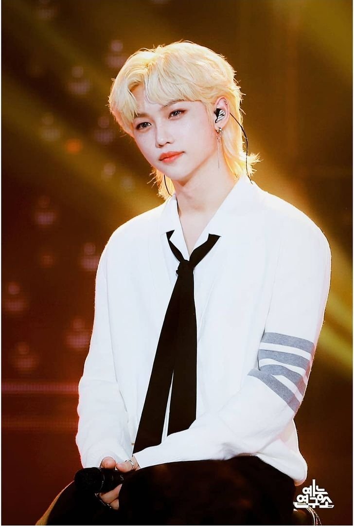 Elissa0101's tweet photo. @anelderlymeme Stray Kids' Bang Chan and Felix. I found so many unique parts of them through your art actually! And I'm grateful, because I've come to learn what beautiful human beings they've grown to be and the light they shine through their work, personalities, and care.❤🖤 https://t.co/QfFAYuUo7M