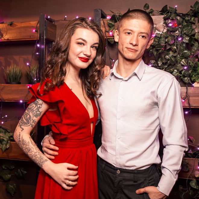 Decemvid's tweet photo. Выросли🥰😋
2014/2020 https://t.co/rTIMSkBBDO