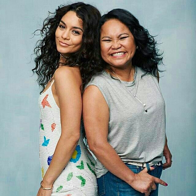 Vanessa Hudgens Parents