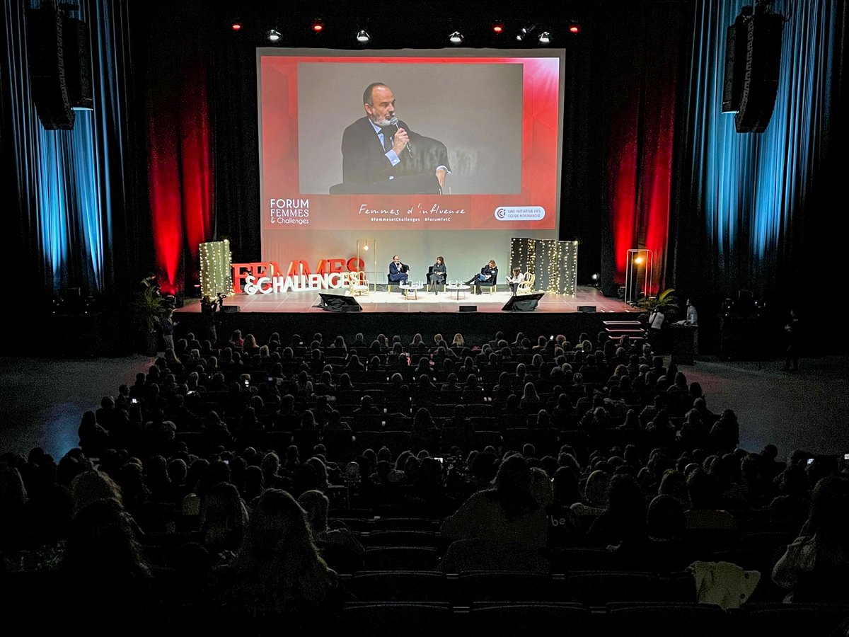 LogeoSeine's tweet photo. 👉 Nous sommes aujourd'hui présents au Forum 2021 @Femmeschallenge, depuis les @dockslehavre !
Cette journée est consacrée à l'#entrepreneuriat avec des interventions et échanges inspirants.
#FemmesetChallenges #ForumFetC #partenaire https://t.co/04SCHUjESb