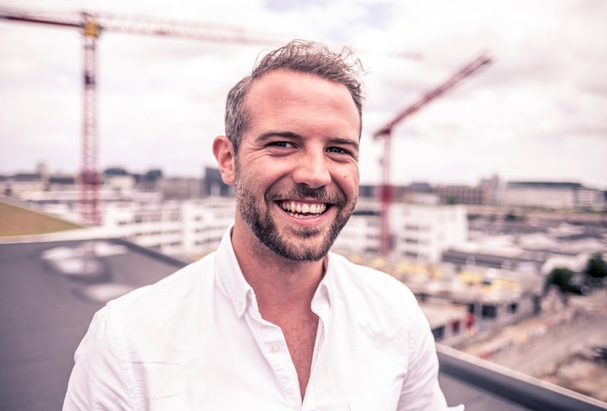 Founders (@foundersas) on Twitter photo Over in Berlin Wonderwerk has raised €2.2m seed funding to train a new generation of remote-first sales teams 💥🔥
Go Bowen Moody and co! Read all about it in <a href="/tech_eu/">Tech.eu</a> tech.eu/brief/measurin… Over in Berlin Wonderwerk has raised €2.2m seed funding to train a new generation of remote-first sales teams 💥🔥
Go Bowen Moody and co! Read all about it in <a href="/tech_eu/">Tech.eu</a> tech.eu/brief/measurin…