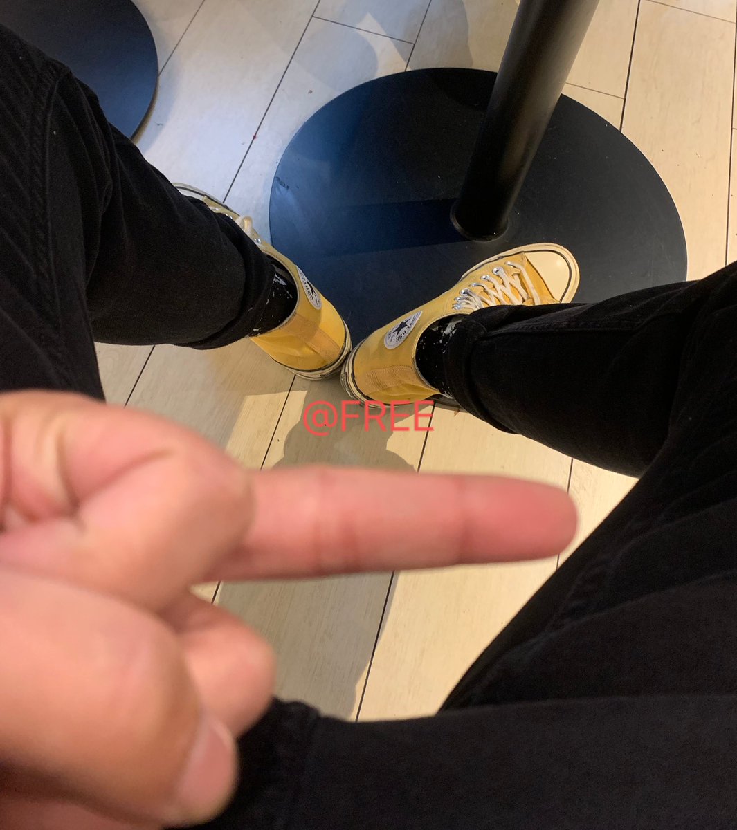FreeChif1231's tweet photo. 这样骚逼能不爱吗？@FreeChif1231 https://t.co/dt09xxm9bx