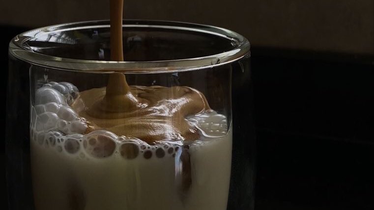 300moods's tweet photo. coffee ☕️ https://t.co/ptT9b0J80j