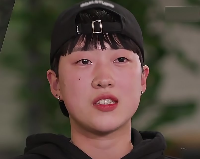 summersan227's tweet photo. 보정하려고 토파즈만 돌리고 색감 보는데 애기 왤케 탔엌ㅋㅋㅋㅋ국대 선발전 야외라서 탔나봐 너무 귀엽다 ㅜㅜㅜ #워맨스 https://t.co/R75Mepqkyo