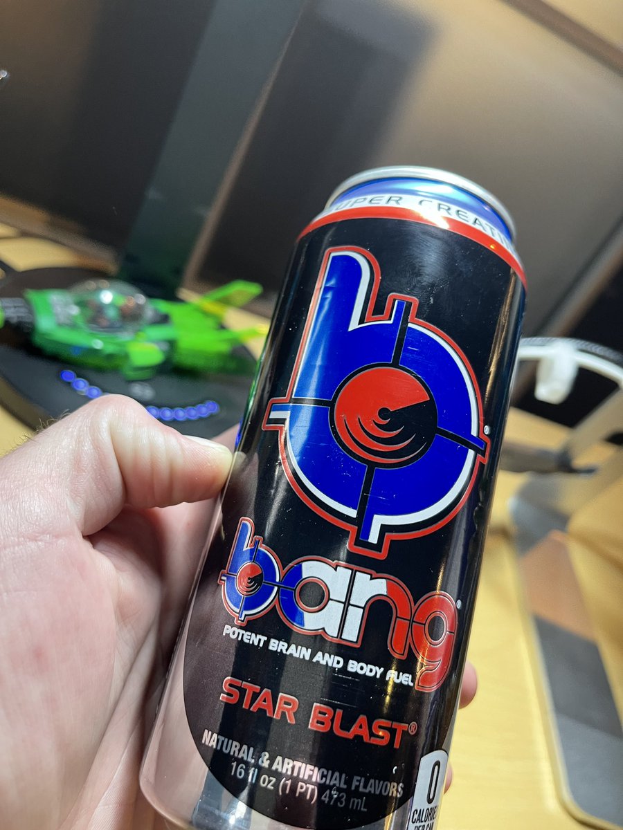BenRisinger's tweet photo. Quickly becoming one of my favorite @BANGenergy flavors. #starblast is delicious and not too sweet or tart. Good blend. Helps me go Boom in the morning! 💥 #bangenergydrinksrock https://t.co/WB5IkFh2Nb
