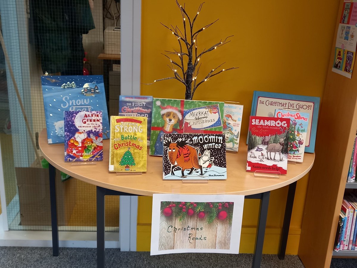 clarelibrary's tweet photo. Get in the holiday mood by calling to your local Library for some good Christmas reads, for young and old.
#christmasinthelibrary #feelingfestive #festivereads #kilkeelibrary #itsbeginningtolookalotlikechristmas #LibrariesIreland https://t.co/VC614dmpwG