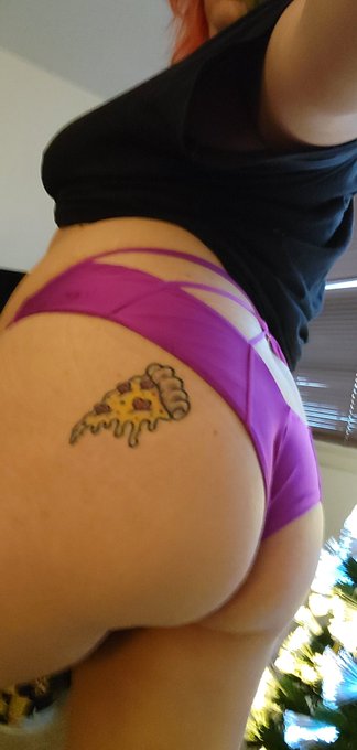 Morning booty for you lovelies! 😘 https://t.co/O1pwxtlvru<a href="/tag/newprofilepic"class="tags"><span>#newprofilepic</span></a>