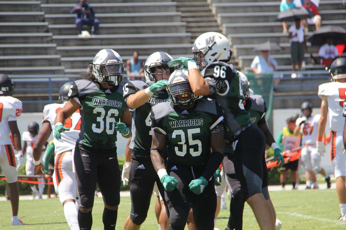 NickelFreeman2's tweet photo. Blessed and Honored to have received an Offer from Webber International University 💚! @CoachDJCroley @Coach_Gonzo_ @CoachEdwards11 @Joey_PearsonLHS @LHSHornets https://t.co/b9knFfe2AG