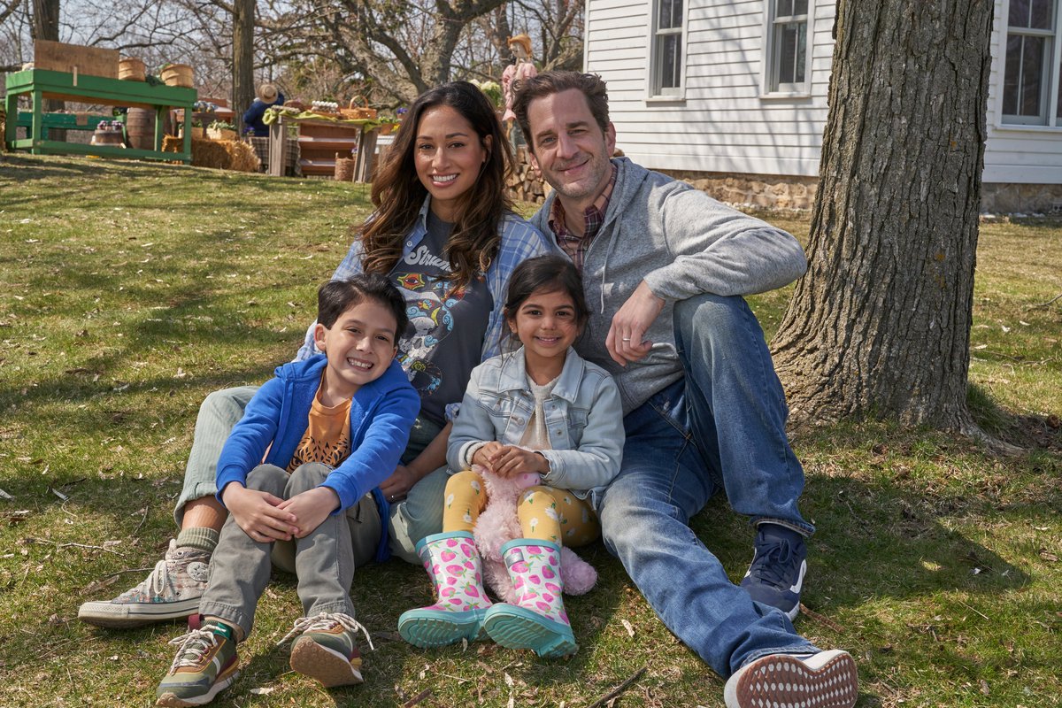 CTV_PR's tweet photo. .@CTV welcomes the arrival of its new original comedy #ChildrenRuinEverything, premiering Wednesday, Jan. 12 at 8 pm ET/PT on @CTV, https://t.co/85grarFezZ &amp; the CTV app. For more info, visit @thelede_ca: https://t.co/dPI4c8cVJ2 https://t.co/Z4W2qrMPAP