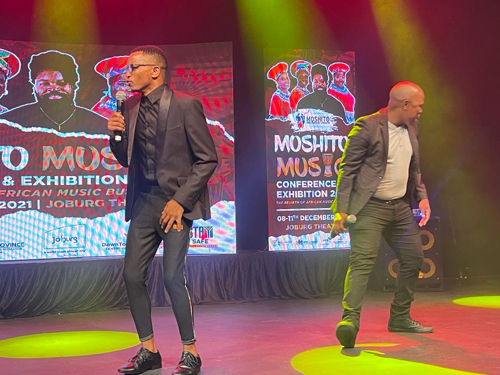 Phindile_Rsa's tweet photo. Y'all better check the new face of  #Moshito2021 https://t.co/kf23vPB9I7