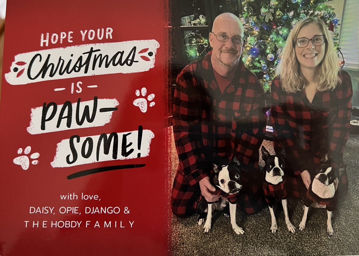 JaymieHobdy's tweet photo. Aren’t we so adorable??? @AmaZingXoch @AnnetteGore07 @XforceVcc @jmasplund #WinAs1Fam #WinAsOneFromHome #thegoregetters #HolidayCards #BostonMomma https://t.co/CWsqhuFxr0
