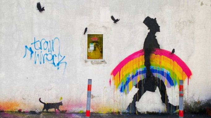 degene_rat_a's tweet photo. ✏️ Che tempi! Gli #ospedali tutti pieni, i #cimiteri esauriti (Totò)
❤️ Il 12 dicembre è la Giornata Internazionale della Copertura Sanitaria Universale
👑 Kenny Random, L'uomo con l'arcobaleno, 2020
🐀 #StreetArt #KennyRandom #Totò #citazione #artecontemporanea #degenerata https://t.co/aB2q0WLg3j
