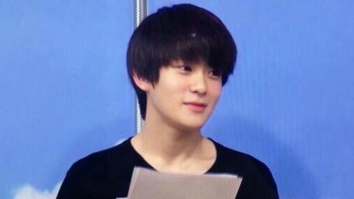 jaehyun’s old pics tweet media