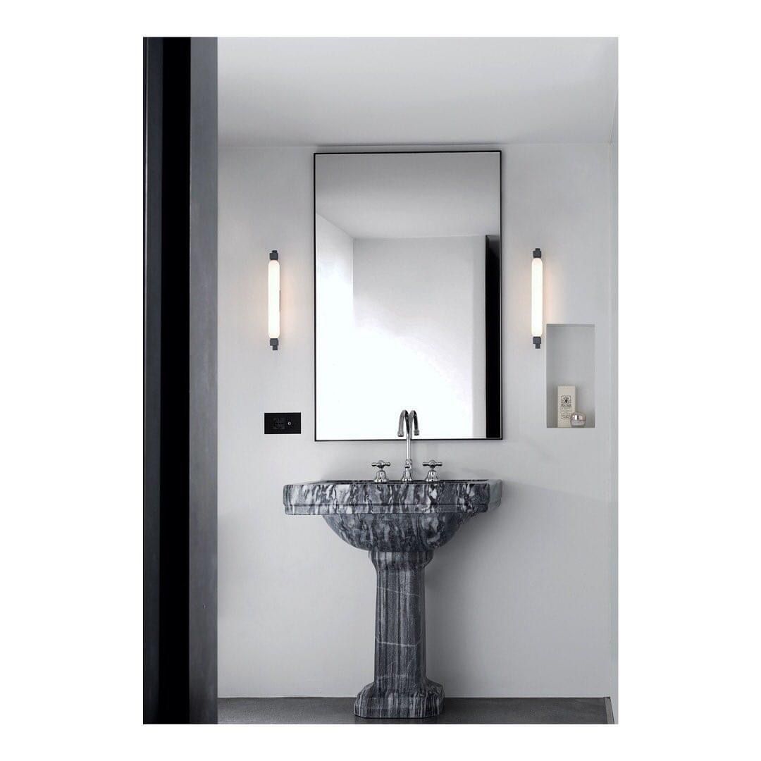 P3Arch's tweet photo. NEMO Decorative Lighting, Italy combines innovative contemporary design with important classic icons of XX Century design. 

Working with more than 15 international designers, Nemo showcases an extensive range of forms and textures for being an understated modern lighting line. https://t.co/XVzVcQ2M2l