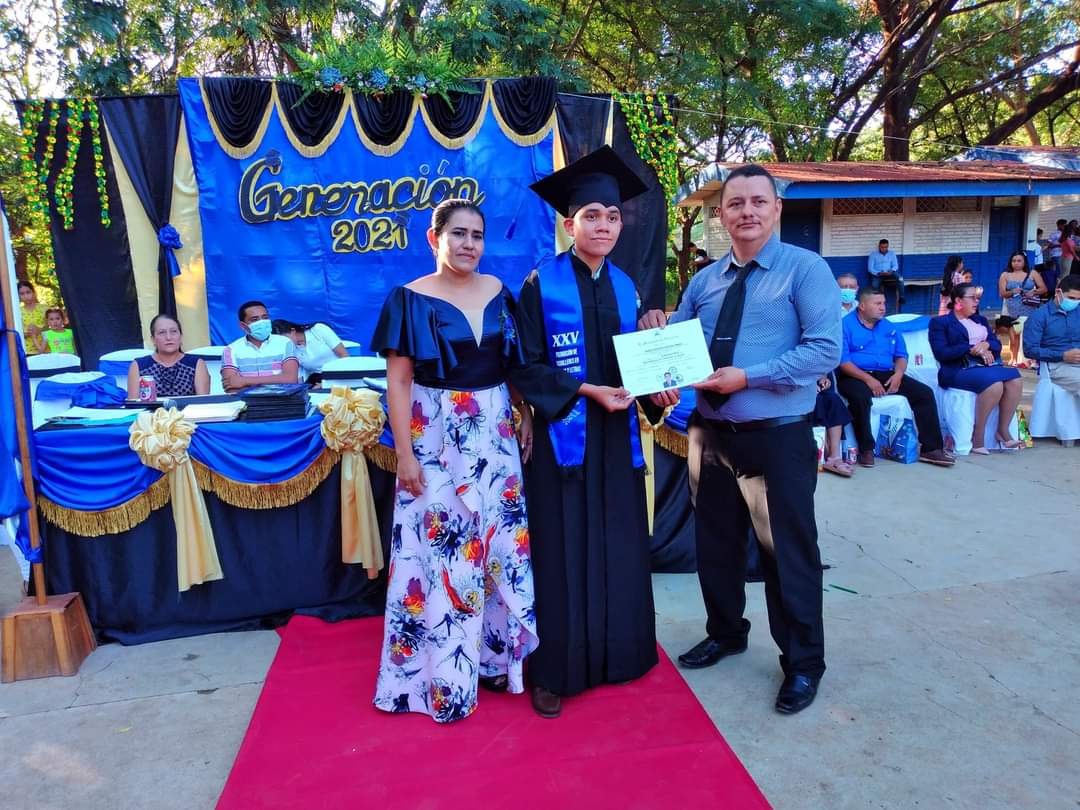 Ministerio de Educación Chinandega tweet media