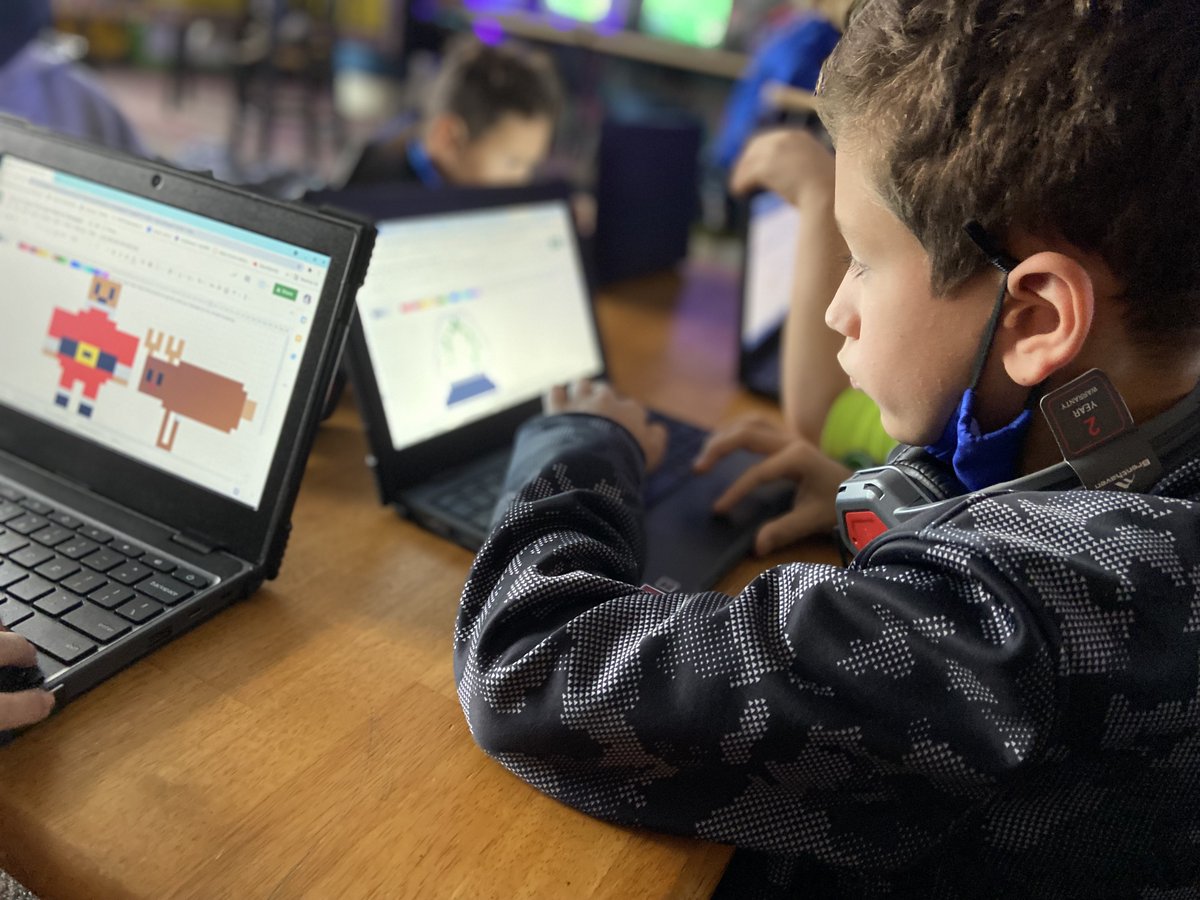 ErbSteam's tweet image. So proud of these @KimberlyCastner kids for their awesome work making Pixel Art today as part of #ComputerScienceEducationWeek! @AGHoulihan @UCPSNC @DylanStamey_PHS @jessicacgarner #UCPSCodes #CSEdWeek